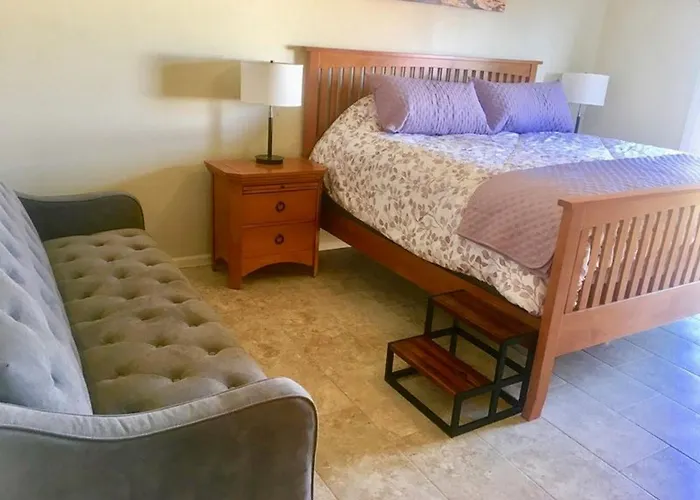 Pet-friendly Modern Vacation With Vermilion Cliffs Views, Boat Parking & Fenced Yard Near Horseshoe Bend & Powell, Arizona * Page