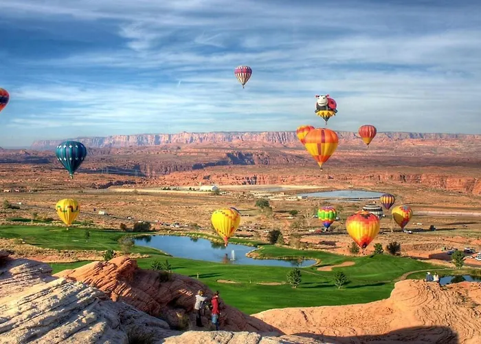 Holiday home Pet-friendly Modern Vacation With Vermilion Cliffs Views, Boat Parking & Fenced Yard Near Horseshoe Bend & Powell, Arizona *