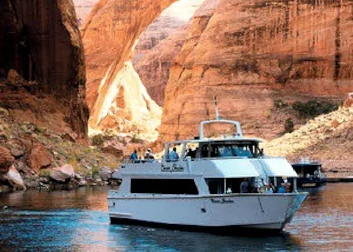 Holiday home Pet-friendly Modern Vacation With Vermilion Cliffs Views, Boat Parking & Fenced Yard Near Horseshoe Bend & Powell, Arizona *