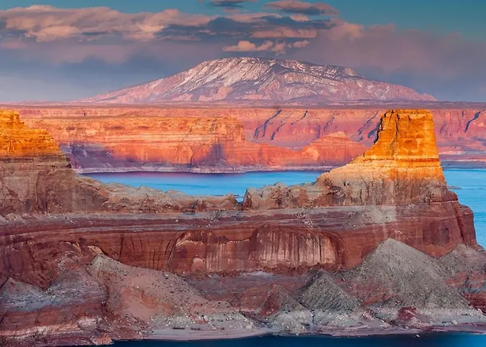 Pet-friendly Modern Vacation With Vermilion Cliffs Views, Boat Parking & Fenced Yard Near Horseshoe Bend & Powell, Arizona *